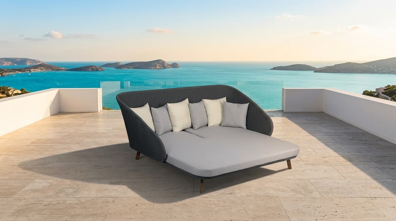 The Horizon Daybed